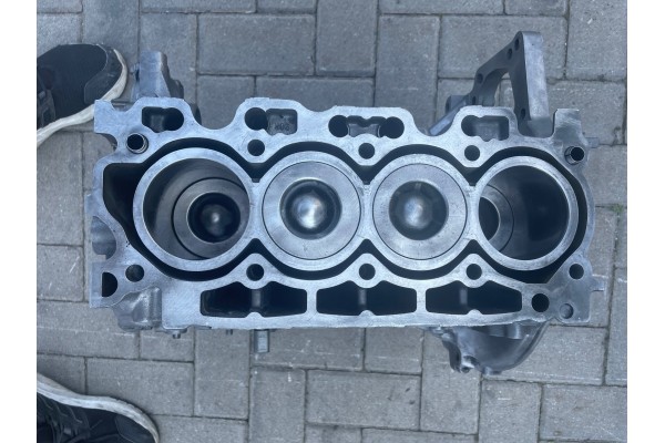 Motor inferior 1.6 HDI 8V Citroën Picasso C4 C5 DS3 DS4 DS5 Euro 5