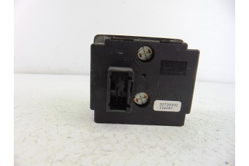 30739300  MANDO LUCES VOLVO V50 FAMILIAR D4 Kinetic 2011 30739300 197375 VOLVO - 1