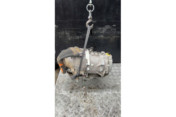 Engine complete Jaguar I PACE 2019 J9D375764AG Engine type electric
