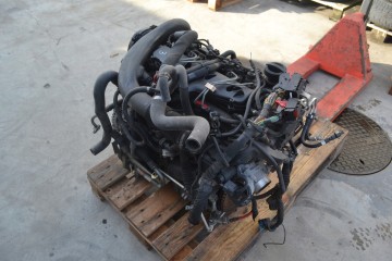 COMPLETE MOTOR Volvo 2 4 D5 121 thousand D5244T8 Car type passenger cars