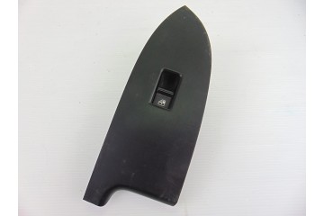 MANDO ELEVALUNAS DELANTERO DERECHO ALFA ROMEO GIULIETTA (191)