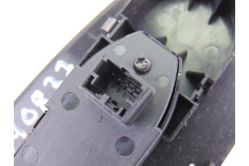 MANDO ELEVALUNAS DELANTERO DERECHO ALFA ROMEO GIULIETTA (191)