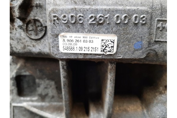 MERCEDES BENZ SPRINTER W906 MANUAL GEARBOX A9062610303 Part manufacturer Mercedes Benz OE