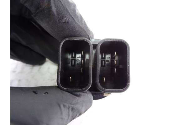 MANDO ELEVALUNAS DELANTERO IZQUIERDO FORD FIESTA (CBK)
