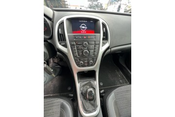 OPEL ASTRA J SPORTS TOURER Sport