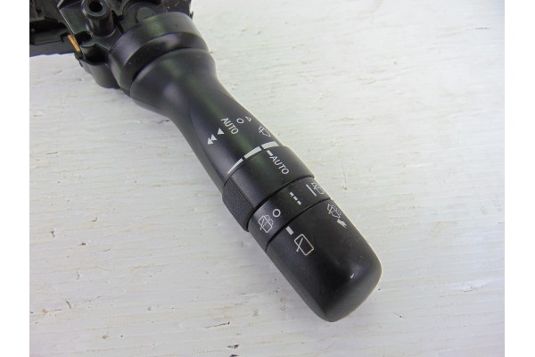  MANDO LIMPIA TOYOTA AVENSIS CROSS SPORT (T27) Advance 2011 193081 TOYOTA - 4