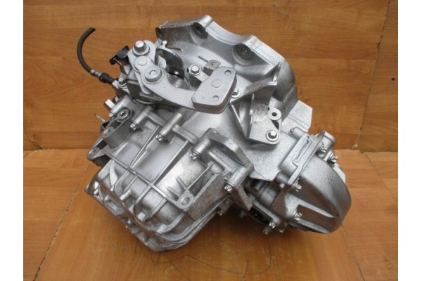 OPEL ASTRA H J ZAFIRA B C 1 7 CDTI A17DTR TRANSMISSION M32 6Runs Part manufacturer GM