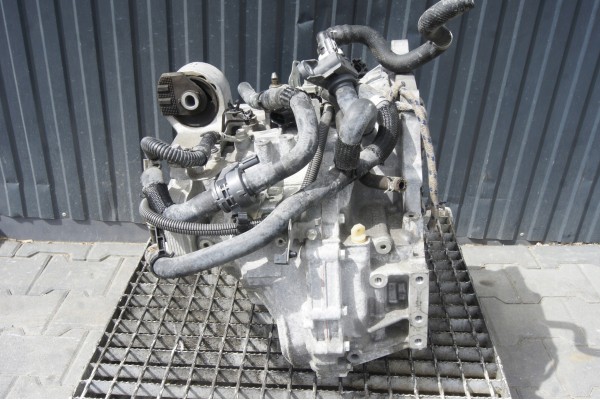 Transmission Camry VIII 8 usa 2 5 b AUTOMAT Car type passenger cars