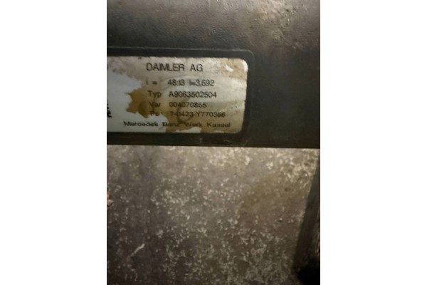 Diferencial trasero 48 13 Mercedes-Benz Sprinter W906 A9063502504