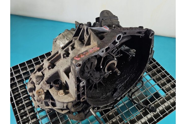 GEARBOX 5B PF1AA020 RENAULT MASTER II 98 03 2 8 TD