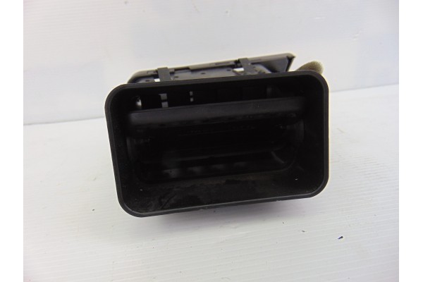 4B1820901  REJILLA AIREADORA AUDI A6 BERLINA (4B2) 2.8 Quattro 2000 4B1820901 189672 AUDI - 1