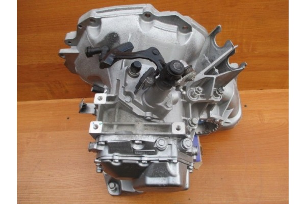 Transmisión manual 5 velocidades Chevrolet Cruze Orlando 1.6 1.8 usad