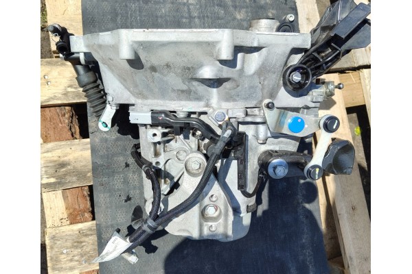 MANUAL TRANSMISSION 1 2 VTI OPEL CROSSLAND X 20A705