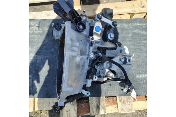 MANUAL TRANSMISSION 1 2 VTI OPEL CROSSLAND X 20A705 Catalog number of the part 20A705