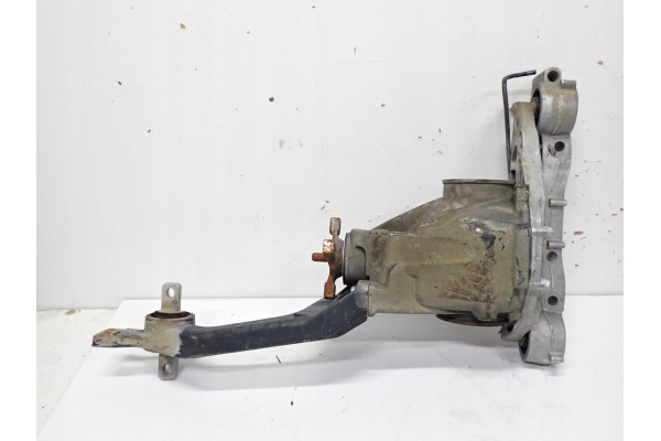 BRIDGE DIFFERENTIAL REAR MERCEDES VITO VIANO W447 A4473501314 41 15 2 733 Installation side rear
