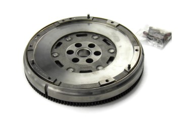 TWO MASS WHEEL CITROEN C4 PICASSO C5 III DS5 PEUGEOT 3008 508 1 6 HDI VALEO Packaging status original