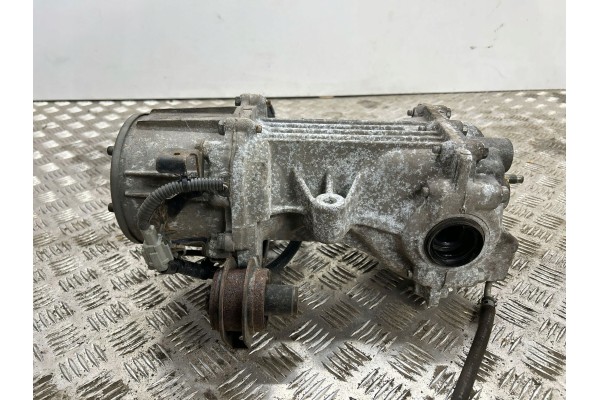 Rear differential Nissan Rogue 383004BF0A Car type 4x4 SUV