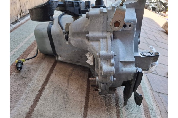 GEARBOX PEUGEOT 2008 AND 1 2 VTI NEW Part manufacturer Peugeot OE