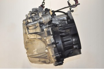 HYUNDAI I40 LIFT 1 7 CRDI 140HP GEARBOX AUTOMAT D26U D26UGD 104tys Part manufacturer Hyundai OE