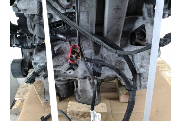 Motor Peugeot 208 HM01 10B217 1.2 VTI