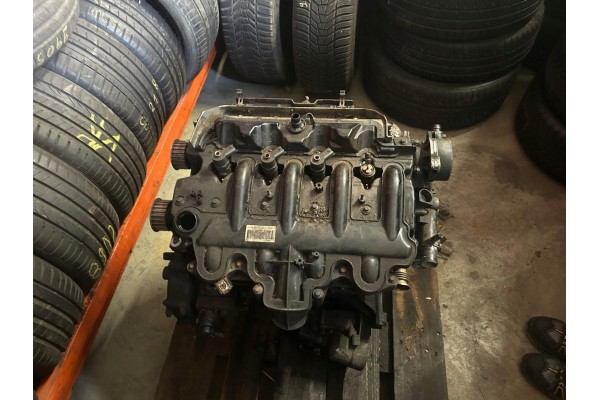 Engine Vivaro Trafic 2 5dci g9u broken injection