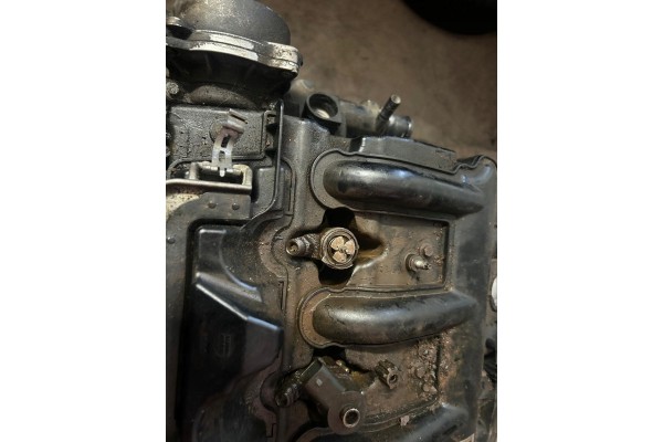 Engine Vivaro Trafic 2 5dci g9u broken injection Packaging status original