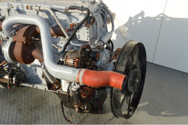 engine Iveco Eurocargo tector stralis 5 9 120E18 E18 set F4AE0681E Part manufacturer Iveco OE