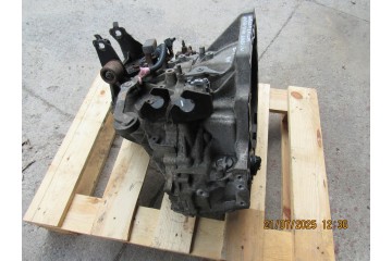GEARBOX COROLLA E15 YARIS AURIS 1 4D4D 90KM 6 GEARS 31115 0D100 Part manufacturer Toyota OE