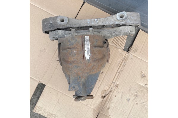 Mercedes W639 Viano Vito Differential Bridge A6393501314 38 11
