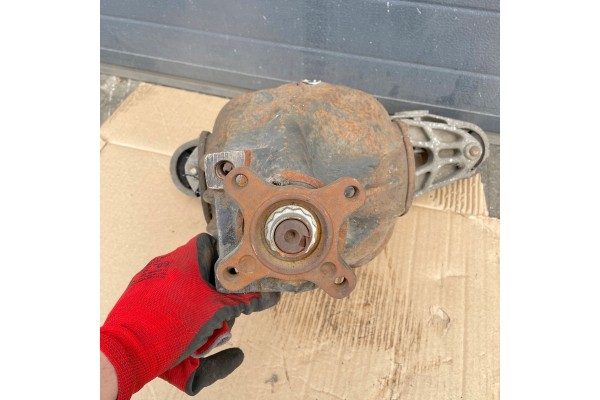 Mercedes W639 Viano Vito Differential Bridge A6393501314 38 11 Version European