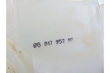 9681735280  DEPOSITO LIMPIA CITROEN C3 PICASSO Exclusive 2013 9681735280 193289 CITROEN - 4