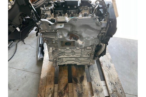 VOLVO XC60 II LIFT B5 Engine B420T11 NEW Part manufacturer Volvo OE