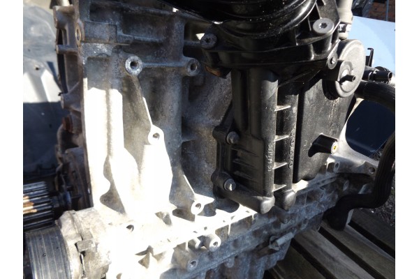 VOLVO XC70 XC60 V70 III ENGINE 2 4 D Packaging status replacement