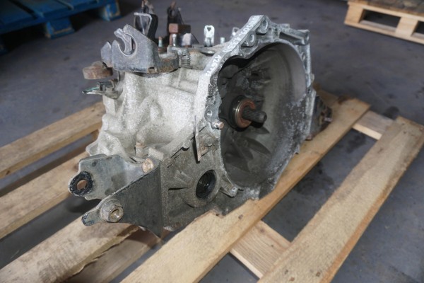 TOYOTA AURIS AND E15 TRANSMISSION 1 33B 6SPEED 3030002160 EC60 Quality of parts according to GVO Q original with factory logo OE