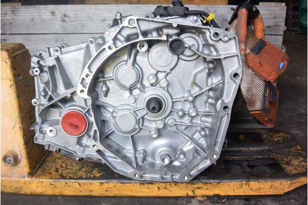 GEARBOX RENAULT ARCANA CLIO CAPTUR 1 6 E TECH 231B15778R 304011549R