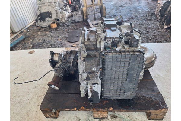 RANGE ROVER EVOQUE LIFT L538 14 18 GEARBOX 9HP48 REDUCER Engine type diesel