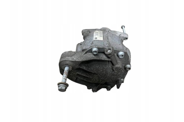 Rear differential BMW 5 F10 F11 7584446 Car type passenger cars