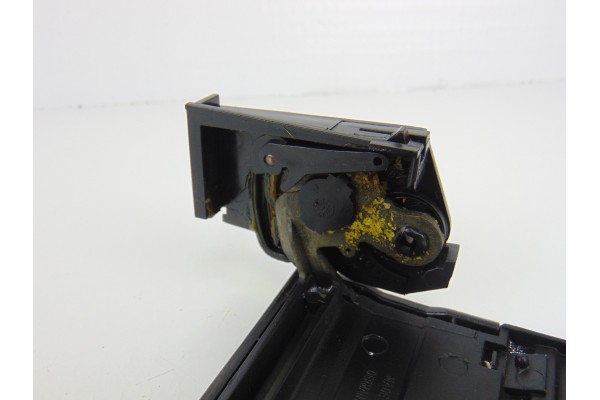 MOLDURAS DELANTERAS AUDI A6 AVANT (4B5)