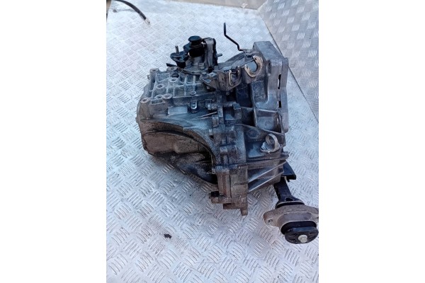 KIA Ceed II LIFT 1.6 T-GDI Transmisión Manual WHW6L 204HP