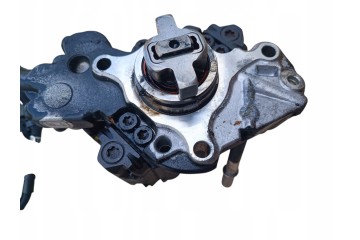 COMPLETE FUEL SYSTEM INJECTOR PUMP CITROEN C5 III X7 2 0 HDI Part manufacturer Citroen OE