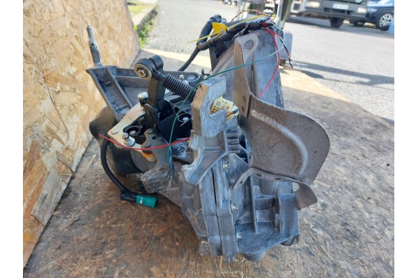 GEARBOX NISSAN JUKE AND 10 20 1 6 16V JR5339 Catalog number of the part JR5339