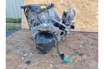 GEARBOX NISSAN JUKE AND 10 20 1 6 16V JR5339 Car type passenger cars