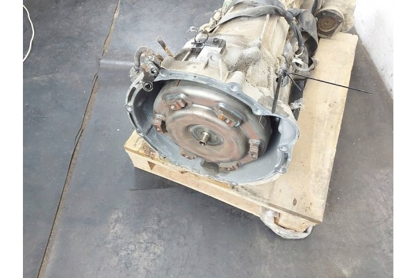 Gearbox Automatic X4BA4 47300 4C110 Kia Sorento I JC 2 5 Engine type diesel