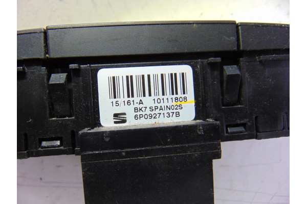 6P0927137B INTERRUPTOR SEAT IBIZA SC (6P5) Style Connect 2016 6P0927137B 195456 SEAT - 2