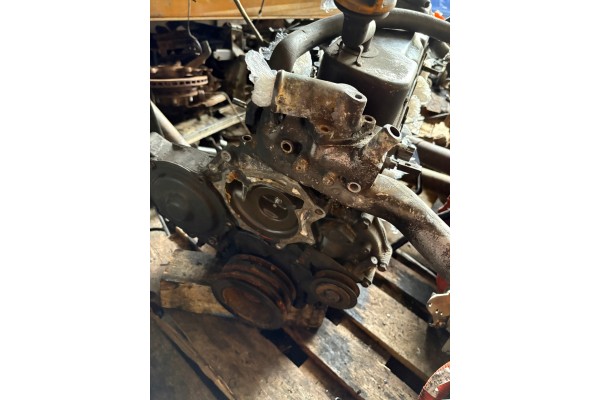 ENGINE NISSAN TERRANO II 2 7 TI TD27H POST Catalog number of the part SILNIK NISSAN TERRANO II 2 7 TI TD27H SLUPEK