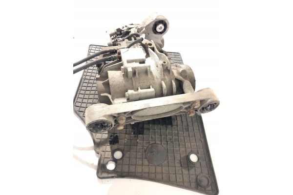 2008 Volkswagen Transporter Caravelle T5 Rear differential 09N525010 Car type passenger cars