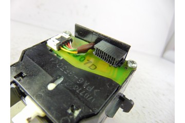  MANDO LUCES VOLVO S40 BERLINA 1.6 D Kinetic 2006 195776 VOLVO - 2