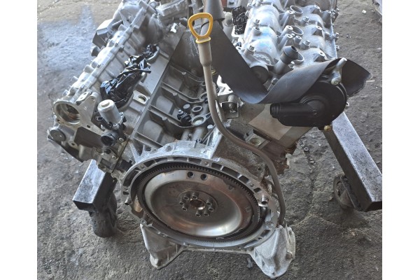 MERCEDES C CLASS W204 07r 3 0 V6 170kW ENGINE 272 947 272 947 272947 BARE Part manufacturer Mercedes Benz OE