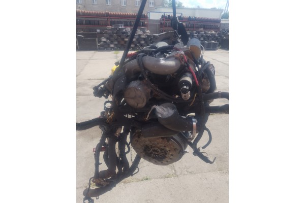 RENAULT MEGANE II ENGINE COMPLETE 1 9 F9QB800 Car type passenger cars