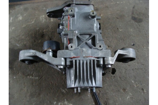 BRIDGE REAR TOYOTA RAV4 III 2 0 D4D Installation side rear